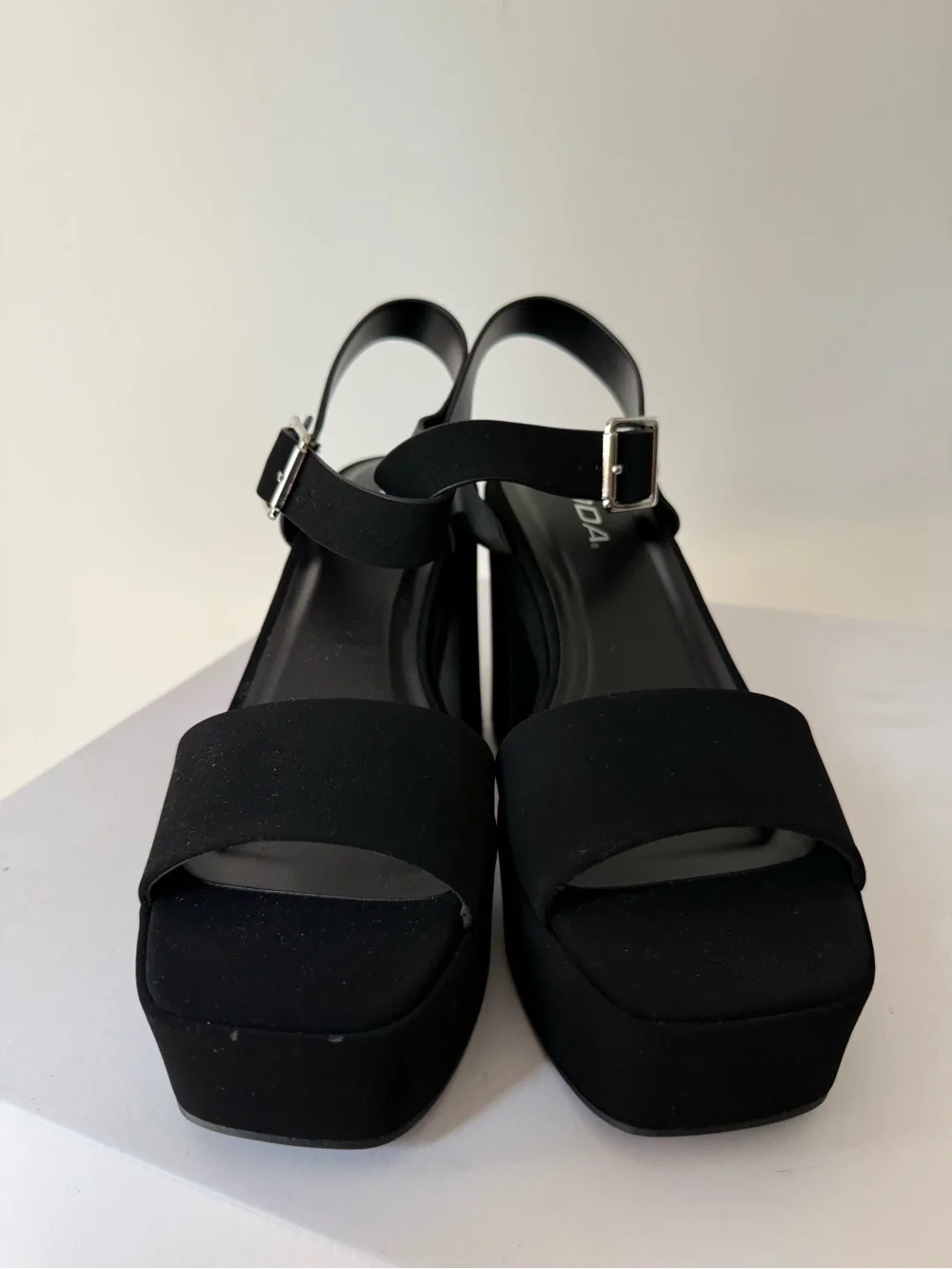 Soda New Launch Black Platform Chunky High Heeled Size 8 Sandal #Lux-SH-1